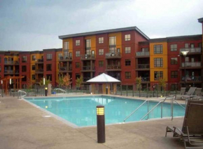 Easy Access Ground Floor Apartment #114, Kelowna
